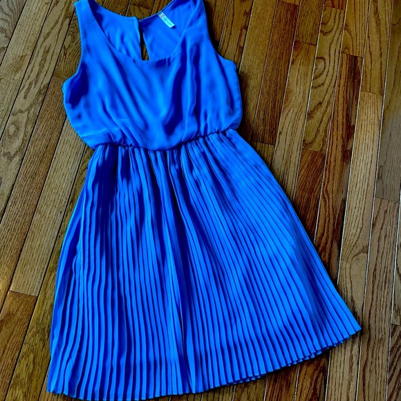 Dresses & Skirts - Royal Blue pleated dress